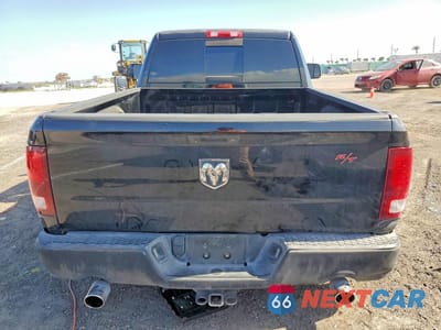 Zdjęcie 6 z 13 samochodu: 2014 RAM 1500 SPORT VIN:3C6JR6CT6EG127221 - miniatura