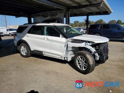 Czwarte zdjęcie samochodu z boku: 2025 FORD EXPLORER ACTIVE VIN:1FMUK7DH1SGB99702 - miniatura