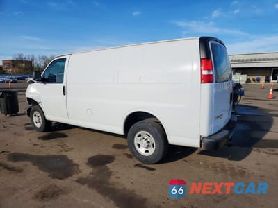 Drugie zdjęcie samochodu z przodu: 2015 CHEVROLET EXPRESS G3500 DELIVERY VAN VIN:1GCZGTCF9F1265572 - miniatura