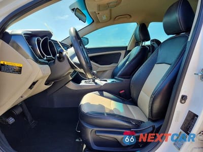 Zdjęcie 7 z 12 samochodu: 2014 KIA OPTIMA LX VIN:KNAGM4A75E5496121 - miniatura