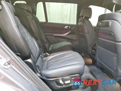 Zdjęcie 11 z 14 samochodu: 2024 BMW X7 XDRIVE40I VIN:5UX23EM04R9S40456 - miniatura