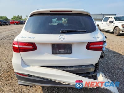 Zdjęcie 6 z 13 samochodu: 2018 MERCEDES-BENZ GLC 300 4MATIC VIN:WDC0G4KB3JV112095 - miniatura