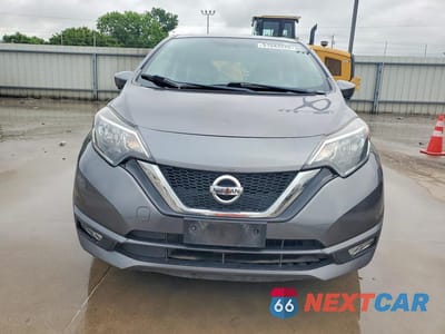Piąte zdjęcie samochodu w środku: 2017 NISSAN VERSA NOTE S PLUS VIN:3N1CE2CP6HL378974 - miniatura