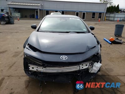 Piąte zdjęcie samochodu w środku: 2023 TOYOTA PRIUS LE VIN:JTDACAAU7P3005742 - miniatura