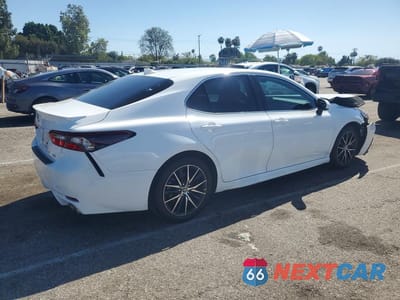 Trzecie zdjęcie samochodu z tyłu: 2023 TOYOTA CAMRY SE VIN:4T1G11AK0PU810356 - miniatura