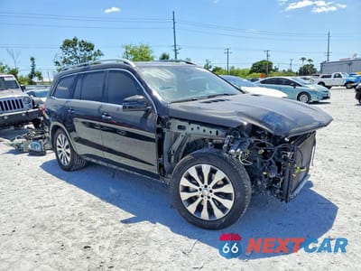 Czwarte zdjęcie samochodu z boku: 2017 MERCEDES-BENZ GLS 450 4MATIC VIN:4JGDF6EE6HA890917 - miniatura