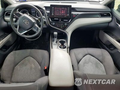 Zdjęcie 8 z 12 samochodu: 2022 TOYOTA CAMRY LE VIN:4T1C11AK8NU638007 - miniatura