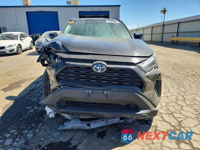 Piąte zdjęcie samochodu w środku: 2024 TOYOTA RAV4 HYBRID XLE VIN:4T3RWRFV2RU145711 - miniatura