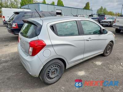 Trzecie zdjęcie samochodu z tyłu: 2017 CHEVROLET SPARK LS VIN:KL8CB6SA0HC840637 - miniatura