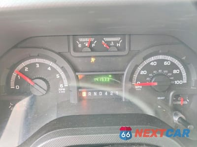 Zdjęcie 8 z 10 samochodu: 2017 FORD ECONOLINE E450 SUPER DUTY CUTAWAY VAN VIN:1FDFE4FS1HDC27645 - miniatura