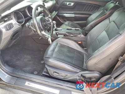 Zdjęcie 7 z 12 samochodu: 2019 FORD MUSTANG VIN:1FATP8UHXK5149132 - miniatura