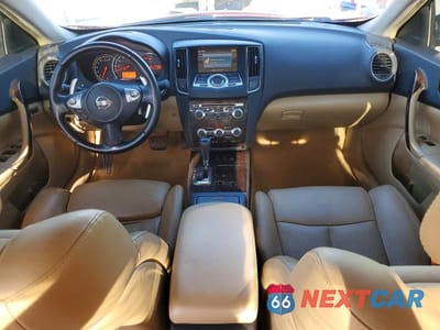 Zdjęcie 8 z 12 samochodu: 2011 NISSAN MAXIMA 3.5 S VIN:1N4AA5AP3BC827928 - miniatura