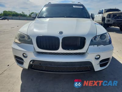 Piąte zdjęcie samochodu w środku: 2011 BMW X5 XDRIVE35D VIN:5UXZW0C58BL371744 - miniatura