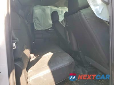 Zdjęcie 10 z 11 samochodu: 2024 CHEVROLET SILVERADO HD UTILITY / SERVICE TRUCK VIN:1GB2YLE72RF357400 - miniatura