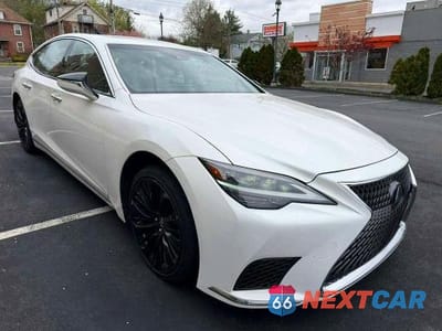 Czwarte zdjęcie samochodu z boku: 2021 LEXUS LS 500 BASE VIN:JTHD51FF4M5014687 - miniatura