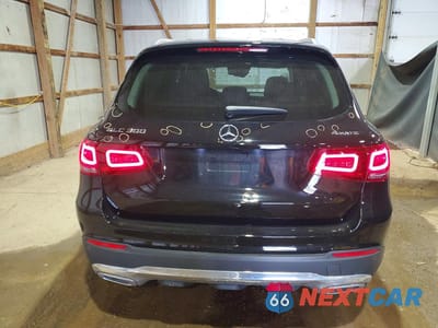 Zdjęcie 6 z 13 samochodu: 2022 MERCEDES-BENZ GLC 300 4MATIC VIN:W1N0G8EB0NG115614 - miniatura