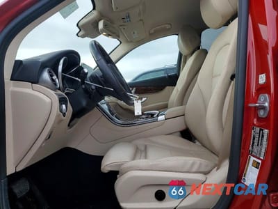 Zdjęcie 7 z 13 samochodu: 2016 MERCEDES-BENZ GLC 300 4MATIC VIN:WDC0G4KB5GF092015 - miniatura