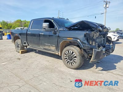 Czwarte zdjęcie samochodu z boku: 2024 GMC SIERRA K2500 DENALI ULTIMATE VIN:1GT49XEY6RF375111 - miniatura