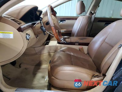 Zdjęcie 7 z 12 samochodu: 2007 MERCEDES-BENZ S 550 VIN:WDDNG71X77A147724 - miniatura