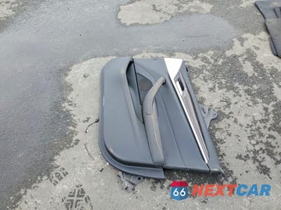 Zdjęcie 12 z 13 samochodu: 2019 BMW 530E VIN:WBAJA9C52KB393954 - miniatura