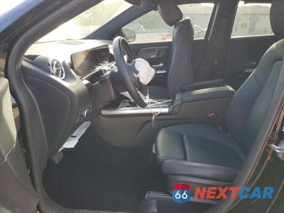 Zdjęcie 7 z 13 samochodu: 2025 MERCEDES-BENZ GLA 250 VIN:W1N4N4GB5SJ671946 - miniatura
