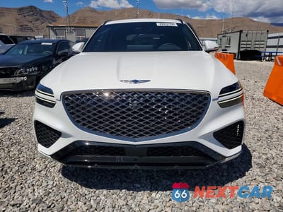 Piąte zdjęcie samochodu w środku: 2023 GENESIS GV70 2.5T STANDARD VIN:KMUMADTB2PU096328 - miniatura