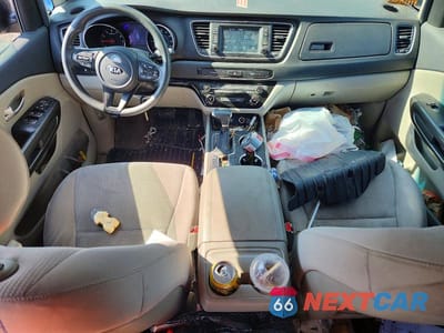 Zdjęcie 8 z 13 samochodu: 2020 KIA SEDONA LX VIN:KNDMB5C16L6600679 - miniatura