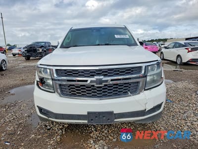 Piąte zdjęcie samochodu w środku: 2016 CHEVROLET TAHOE LT VIN:1GNSCBKC0GR429087 - miniatura