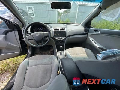 Zdjęcie 9 z 14 samochodu: 2013 HYUNDAI ACCENT GLS VIN:KMHCT4AEXDU566635 - miniatura