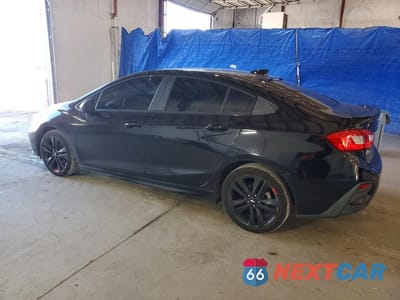Drugie zdjęcie samochodu z przodu: 2018 CHEVROLET CRUZE LT VIN:1G1BE5SM2J7171440 - miniatura