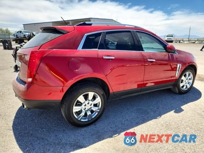 Trzecie zdjęcie samochodu z tyłu: 2016 CADILLAC SRX LUXURY COLLECTION VIN:3GYFNBE37GS580046 - miniatura
