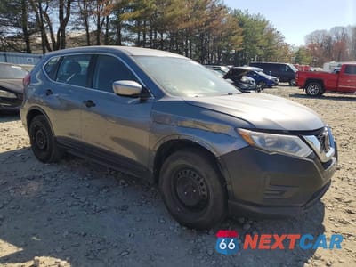 Czwarte zdjęcie samochodu z boku: 2018 NISSAN ROGUE S VIN:KNMAT2MV3JP562299 - miniatura