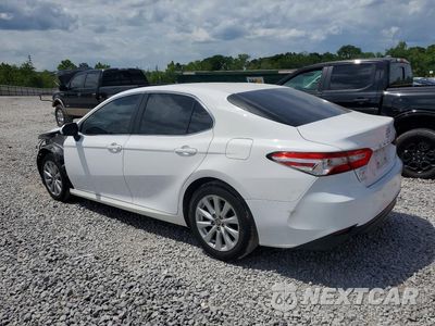 Drugie zdjęcie samochodu z przodu: 2018 TOYOTA CAMRY LE VIN:4T1B11HK6JU557857 - miniatura