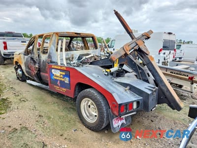 Trzecie zdjęcie samochodu z tyłu: 2011 FORD F350 SUPER DUTY TOW TRUCK VIN:1FD8X3G62BEA35182 - miniatura