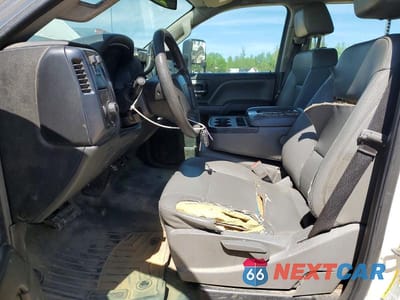 Zdjęcie 7 z 11 samochodu: 2018 CHEVROLET SILVERADO C2500 HEAVY DUTY VIN:1GC1CUEY6JF119011 - miniatura