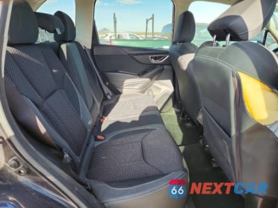 Zdjęcie 10 z 12 samochodu: 2019 SUBARU FORESTER PREMIUM VIN:JF2SKEGC8KH401995 - miniatura
