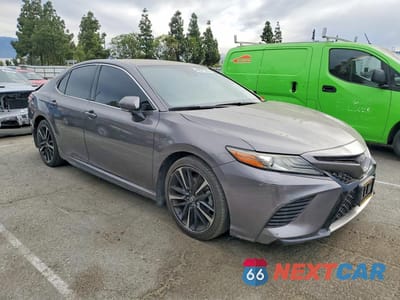 Czwarte zdjęcie samochodu z boku: 2019 TOYOTA CAMRY XSE VIN:4T1B61HK9KU832270 - miniatura
