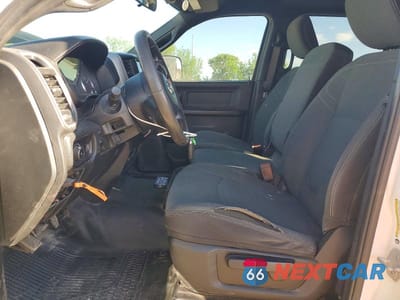 Zdjęcie 7 z 11 samochodu: 2021 RAM 2500 TRADESMAN VIN:3C6UR4HJ5MG648387 - miniatura