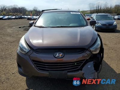 Piąte zdjęcie samochodu w środku: 2015 HYUNDAI TUCSON GLS VIN:KM8JTCAF0FU991794 - miniatura