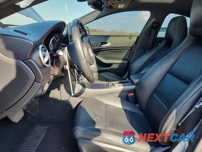 Zdjęcie 7 z 12 samochodu: 2015 MERCEDES-BENZ CLA 250 4MATIC VIN:WDDSJ4GB9FN218086 - miniatura