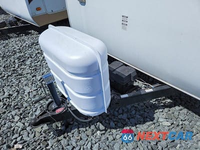 Zdjęcie 7 z 10 samochodu: 2009 KEYSTONE LAREDO CAMPER VIN:4YDT272209L600704 - miniatura