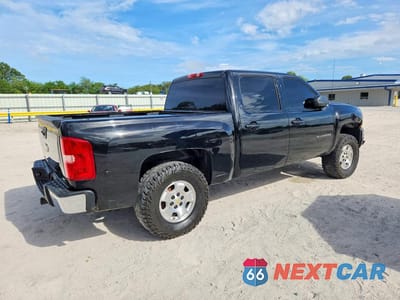 Trzecie zdjęcie samochodu z tyłu: 2013 CHEVROLET SILVERADO K1500 LTZ VIN:3GCPKTE71DG191266 - miniatura