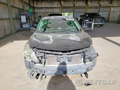 Piąte zdjęcie samochodu w środku: 2014 NISSAN ALTIMA 2.5 S VIN:1N4AL3AP0EN224796 - miniatura