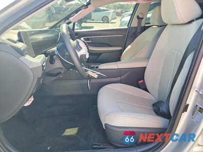 Zdjęcie 7 z 12 samochodu: 2024 HYUNDAI SONATA SEL VIN:KMHL14JA1RA350538 - miniatura