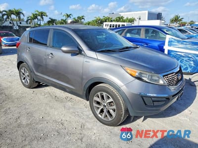 Czwarte zdjęcie samochodu z boku: 2016 KIA SPORTAGE LX VIN:KNDPBCAC7G7878772 - miniatura