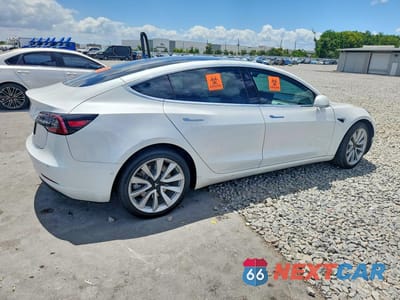 Trzecie zdjęcie samochodu z tyłu: 2020 TESLA MODEL 3 VIN:5YJ3E1EA4LF717674 - miniatura
