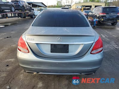 Zdjęcie 6 z 12 samochodu: 2016 MERCEDES-BENZ C 300 VIN:WDDWF4JB4GR152715 - miniatura