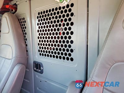 Zdjęcie 10 z 12 samochodu: 2016 GMC SAVANA G2500 VIN:1GTW7AFF6G1208931 - miniatura