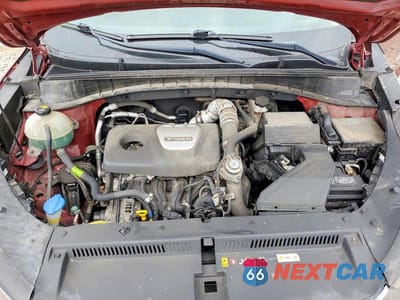 Zdjęcie 11 z 12 samochodu: 2018 HYUNDAI TUCSON VALUE VIN:KM8J33A25JU633077 - miniatura