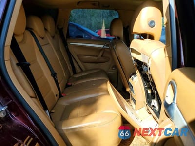 Zdjęcie 11 z 12 samochodu: 2008 PORSCHE CAYENNE S VIN:WP1AB29P88LA42936 - miniatura